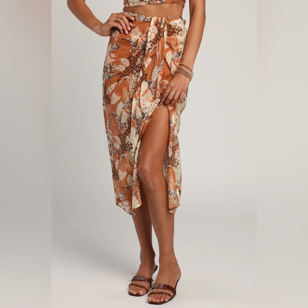 NWT Lulu’s Something Wild Brown Multi Print Twist-Front Midi Skirt Crop Top Set - Picture 10 of 16